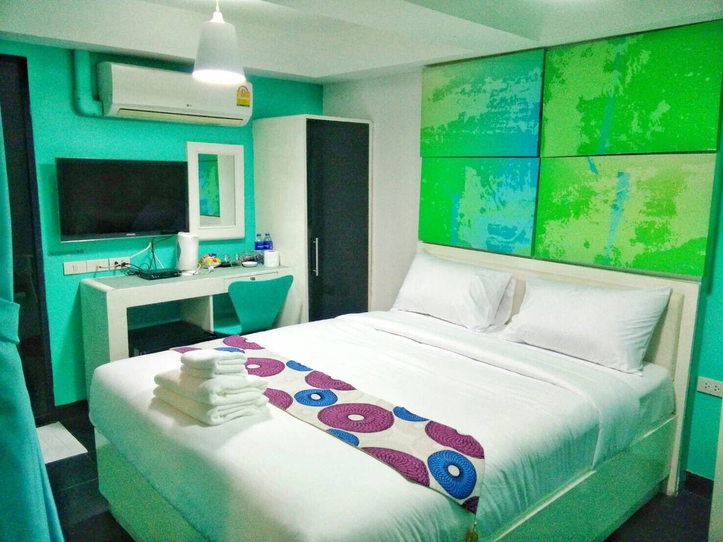 Photo - S30 Sukhumvit Hotel