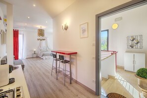 Exclusive Studio Suite | Private kitchen | Fridge, microwave, stovetop, dishwasher - Siena Vip (Siena)