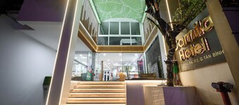 Camila Airport Hotel