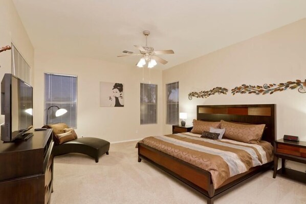 Condo, 3 Bedrooms