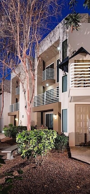 บริเวณภายนอก