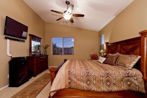 5 bedrooms - Peoria Desert Splendor By Signature Vacation Rentals (Peoria)