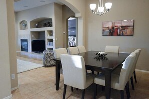 Lägenhet - 4 sovrum | Matservice på rummet