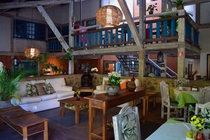 Sala de estar en el lobby