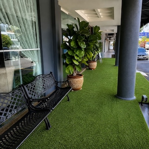 Front of property - Royal Queenspark Hotel (Malacca City)