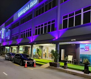 Exterior - Desa Queenspark Hotel (Malacca City)