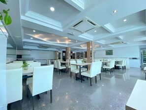 Restaurant - Desa Queenspark Hotel (Malacca City)