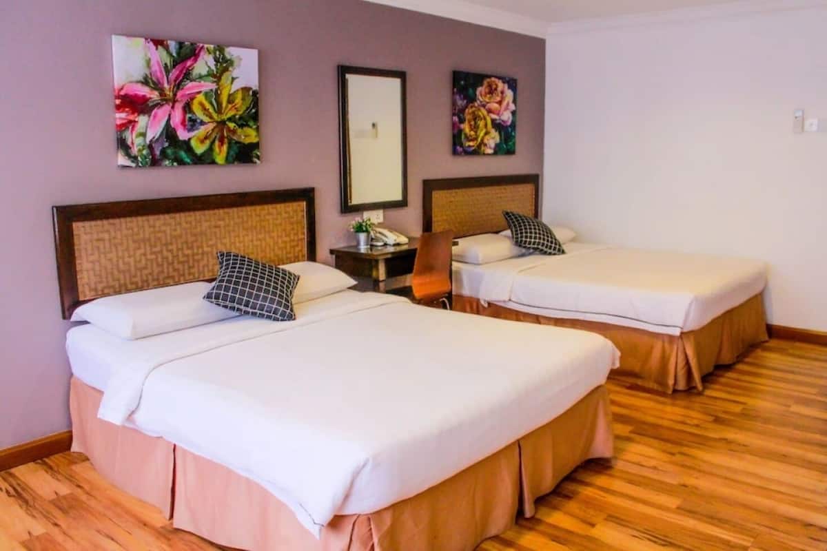 Standard Quadruple Room | 1 bedroom, iron/ironing board, free WiFi, bed sheets