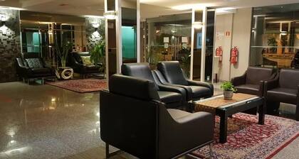 Desa Queenspark Hotel