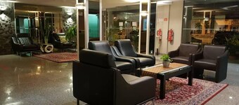 Desa Queenspark Hotel