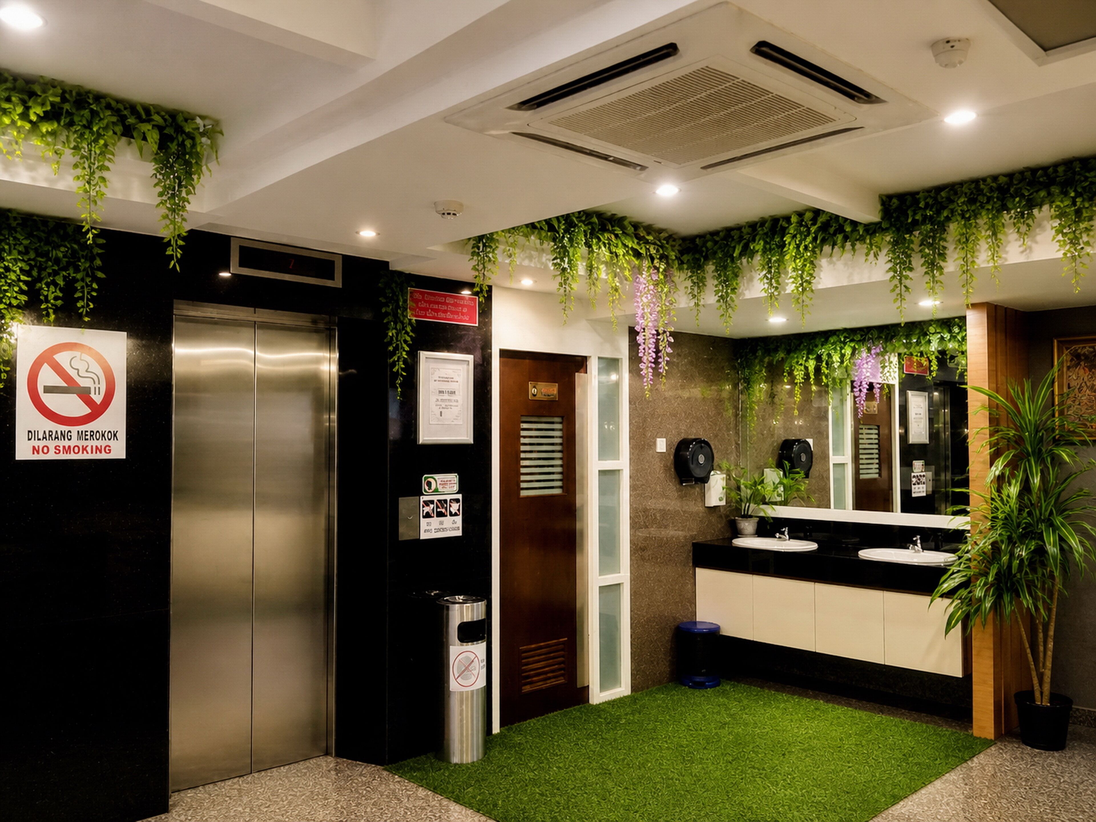 Elevator