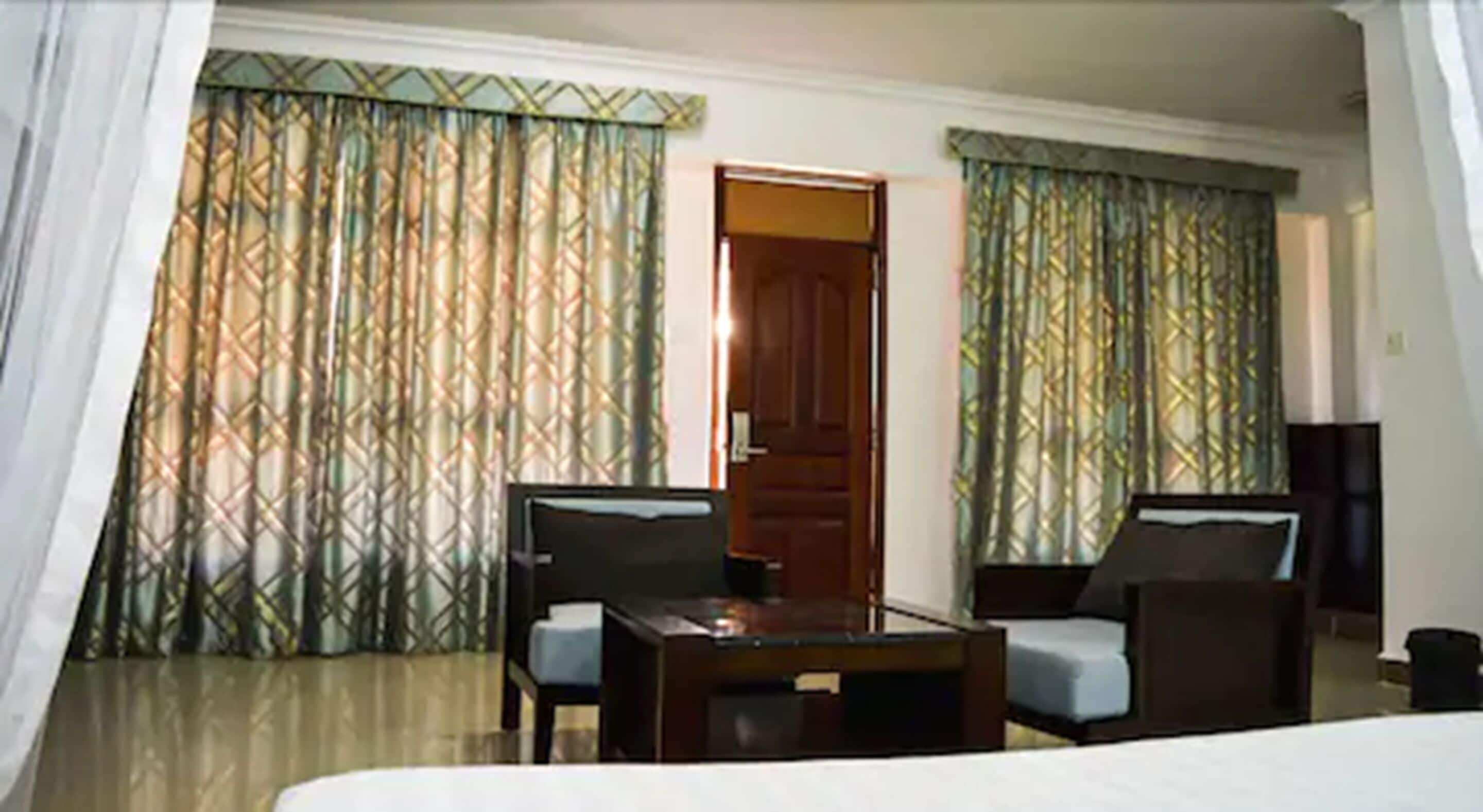 Family Room | Living area | Flat-screen TV