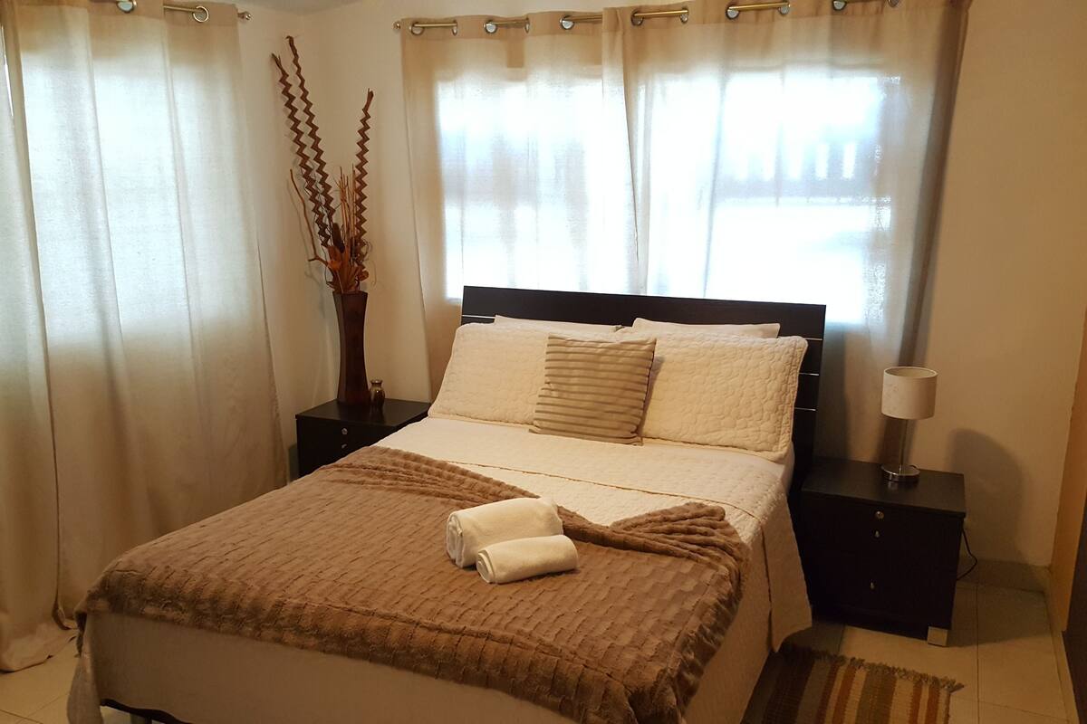 In-room safe, free WiFi