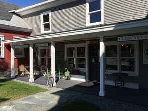 Terrace/patio - 109 Main Street (Stowe)