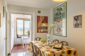 Télévision à écran plat