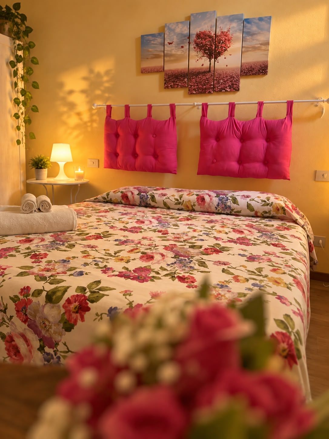 Deluxe Room, Private Bathroom | Premium bedding, down comforters, desk, laptop workspace