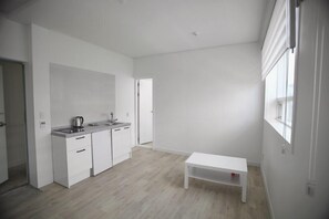 Two Room (C Type) | 私人小型廚房