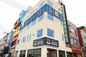 住宿正面