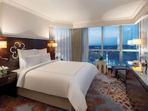 2 bedrooms, premium bedding, memory foam beds, in-room safe - Swissôtel Al Maqam Makkah (Makkah)