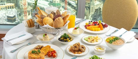 Colazione a buffet a pagamento, servita tutte le mattine