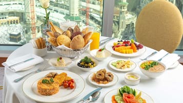 Daily buffet breakfast for a fee