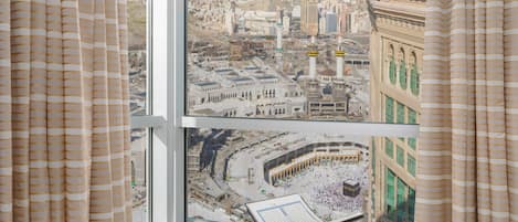 55-inch Smart TV with satellite channels, TV