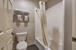 Suite, 2 Queen Beds, Non Smoking, Kitchen | Bathroom | Combined shower/tub, free toiletries, hair dryer, towels