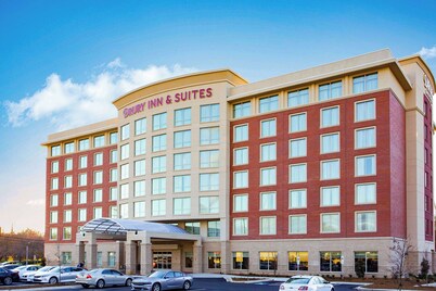 Drury Inn & Suites Charlotte Arrowood