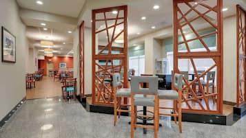 Desayuno buffet incluido todos los días