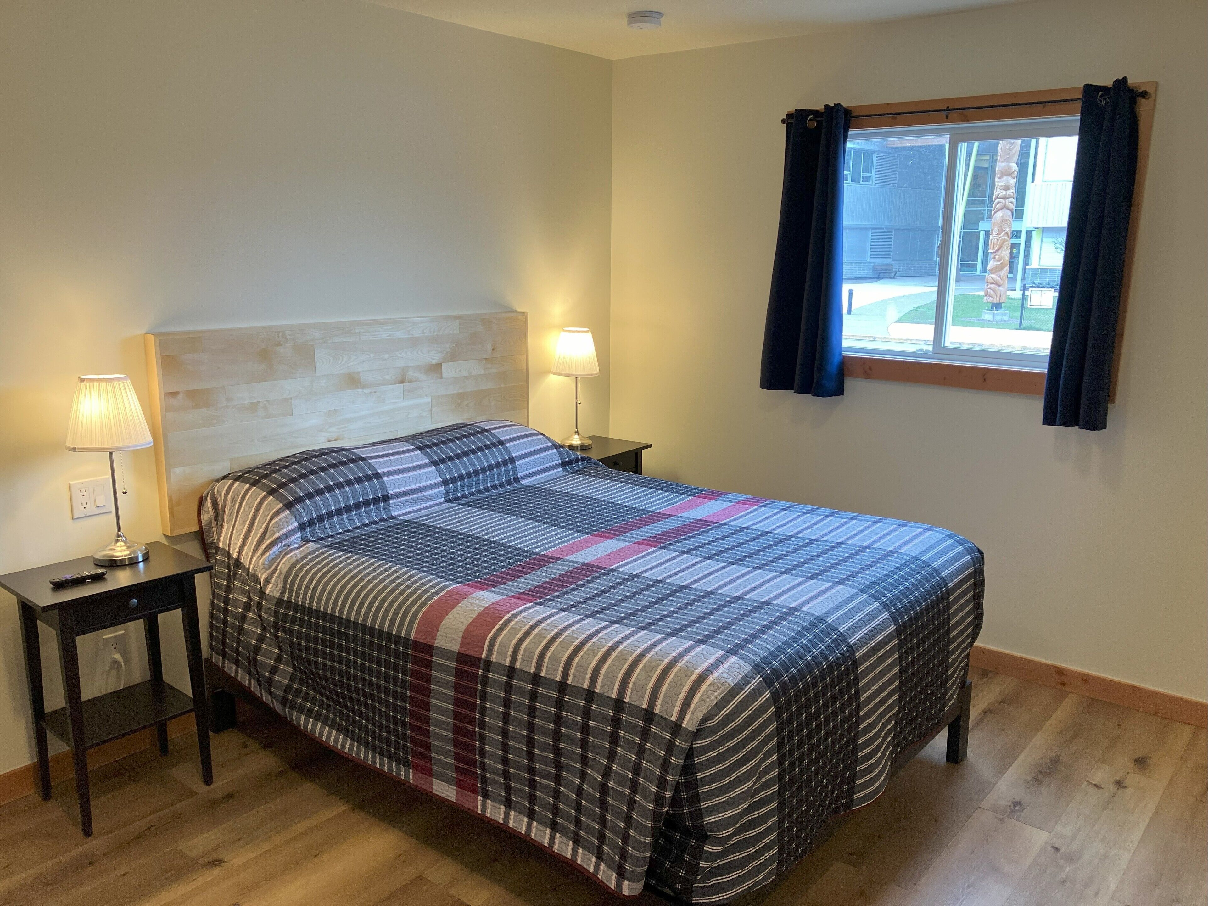 Studio – business, kjøkken | Skrivebord, skrivebord for bærbar PC, wi-fi (inkludert) og sengetøy