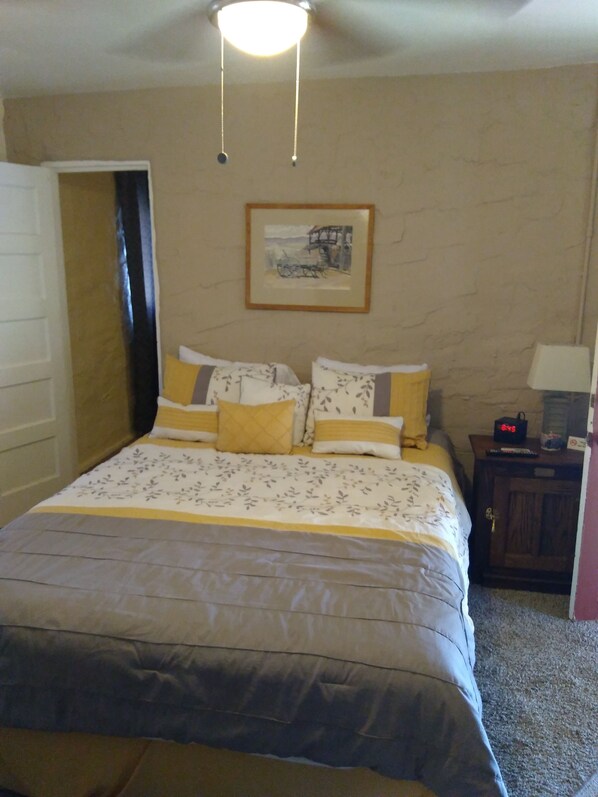 Family Suite, Multiple Beds, Refrigerator & Microwave, Courtyard Area