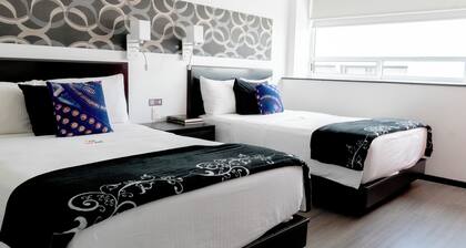 Hotel Black
