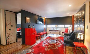 Suite, 1 King Bed, Non Smoking | Living area | 50-inch Smart TV with cable channels, TV, foosball - Hotel Black (Mexico City)