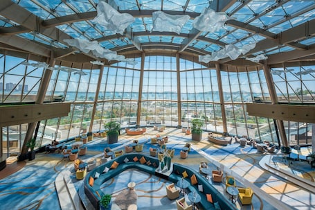 Lobby. Sheraton Qingdao West Coast