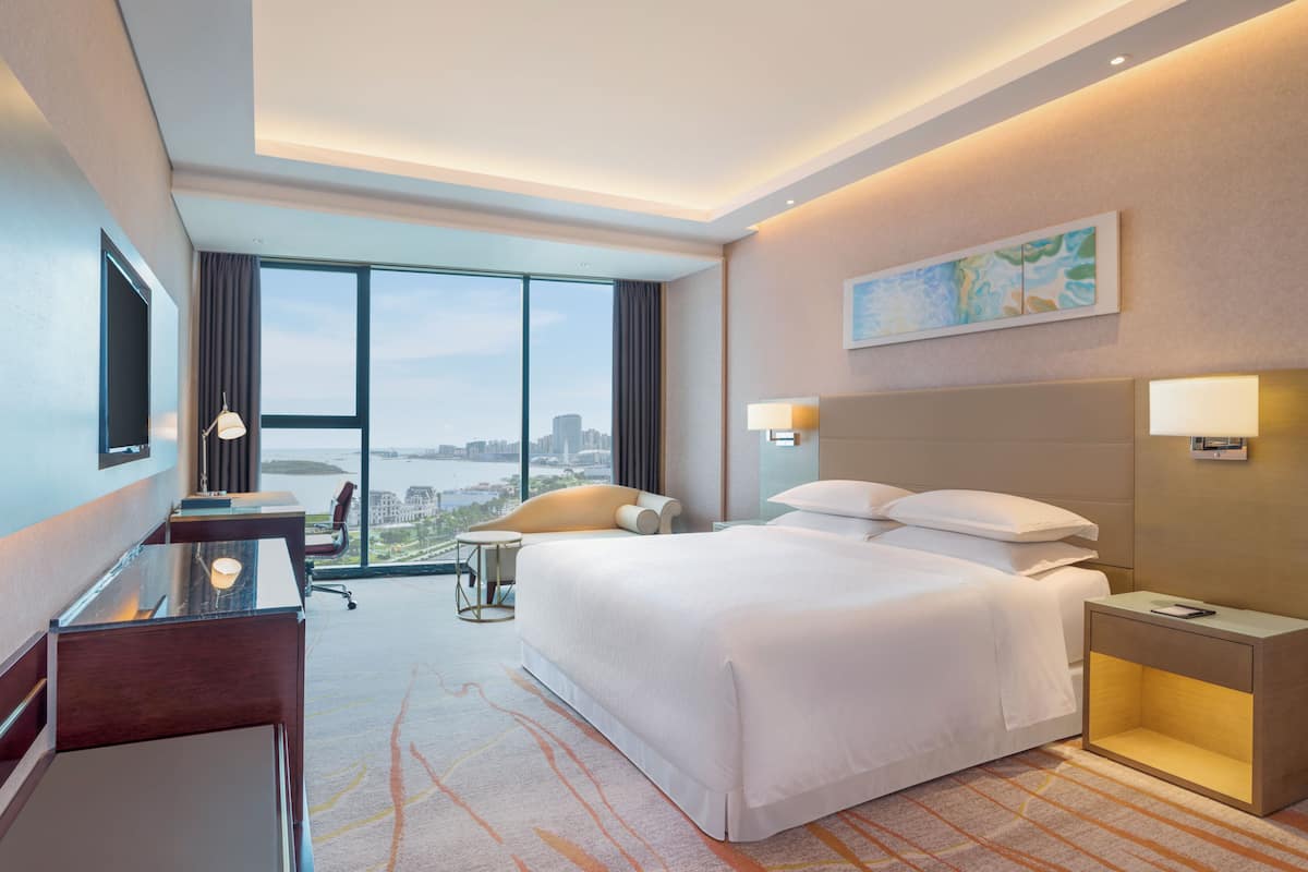 Room, 2 Katil Bujang (Single), Ocean View | Bar mini, peti besi dalam bilik, meja, seterika/papan seterika