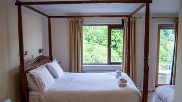 Superior Suite, Ensuite (River View)