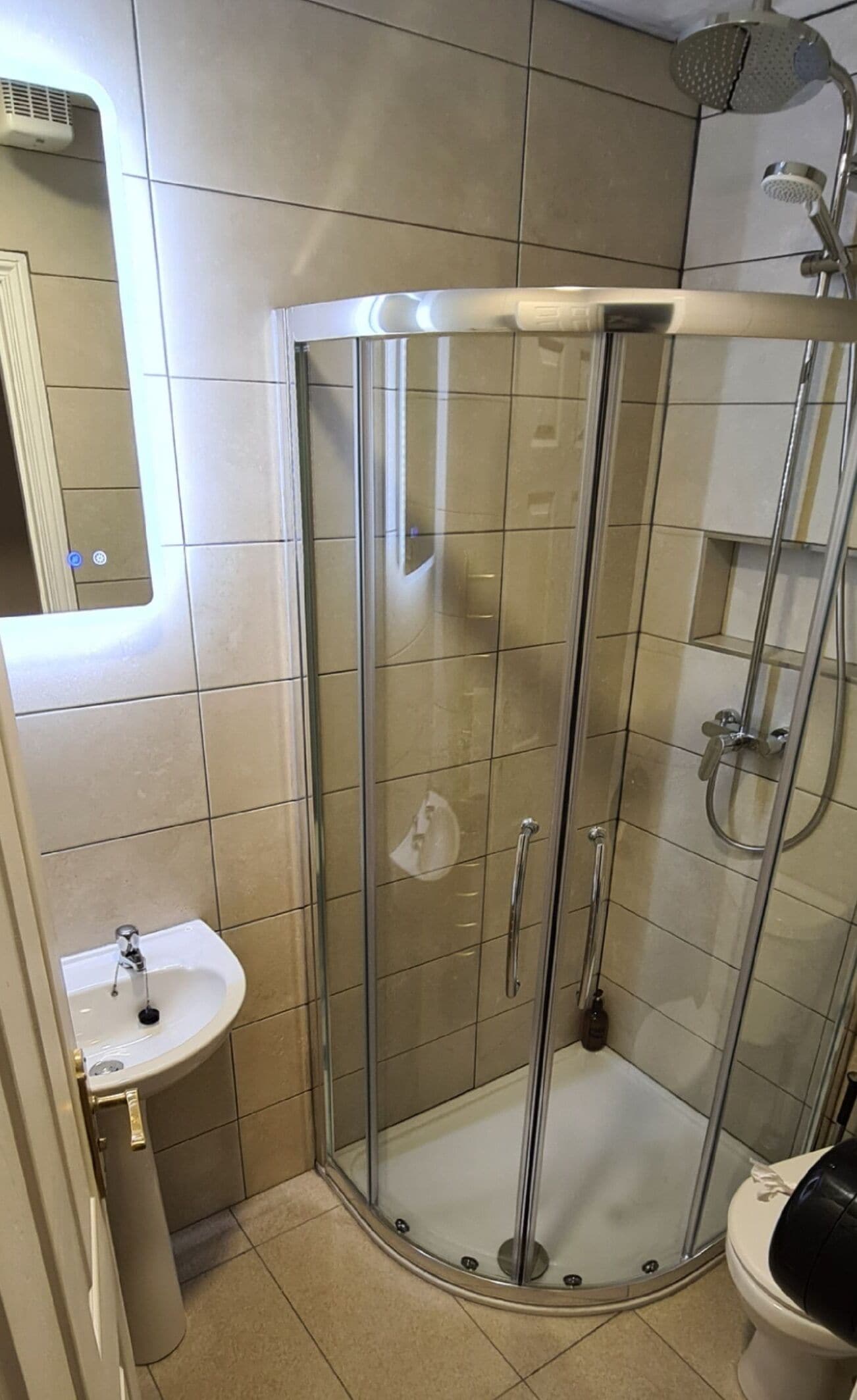 Basic Double Room, Ensuite (Small Double room) | Bathroom