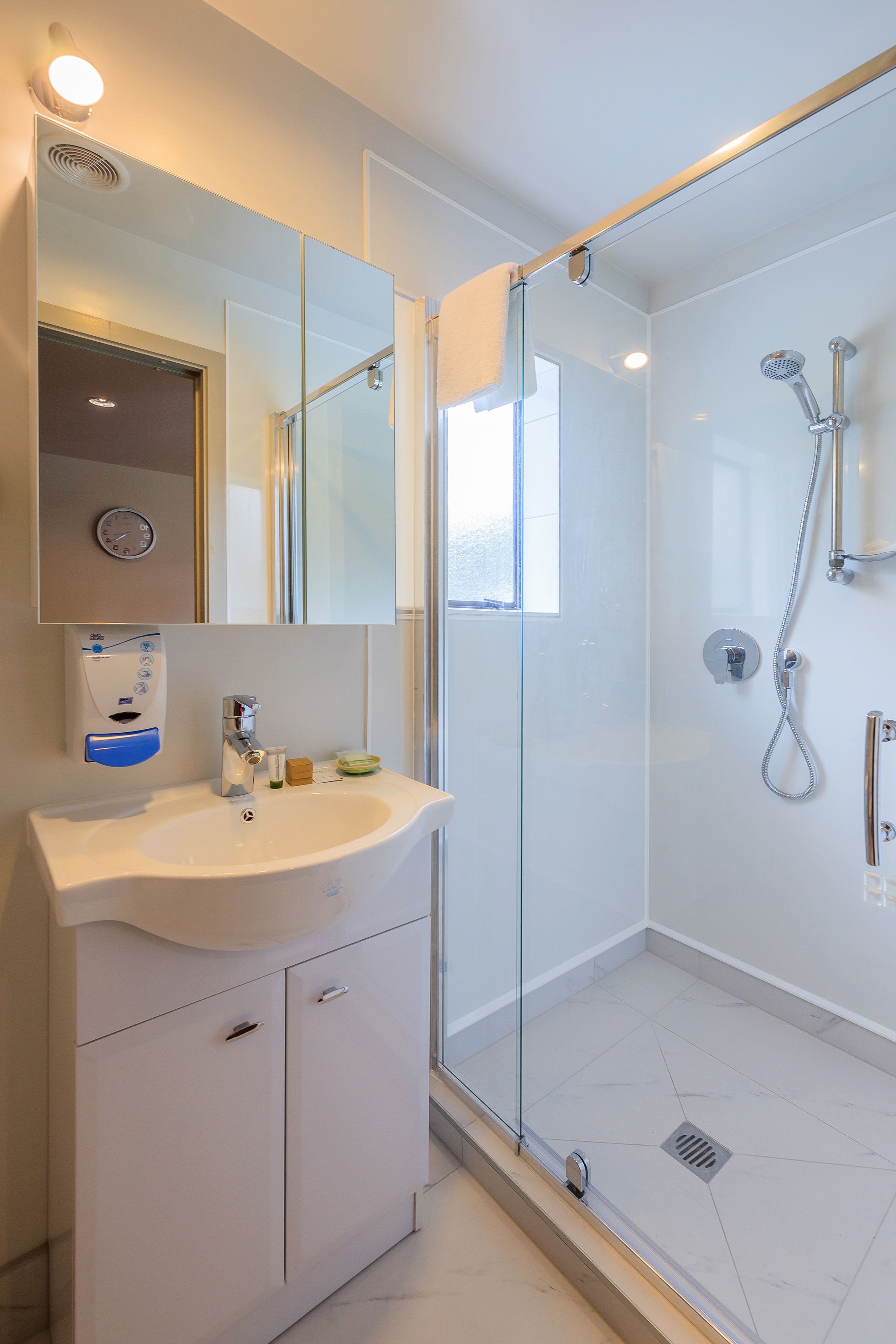 Photo - Greenlane Motel