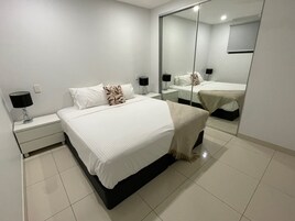 豪華公寓, 1 間臥室 | 高級寢具、隔音、熨斗/熨衫板、免費嬰兒床