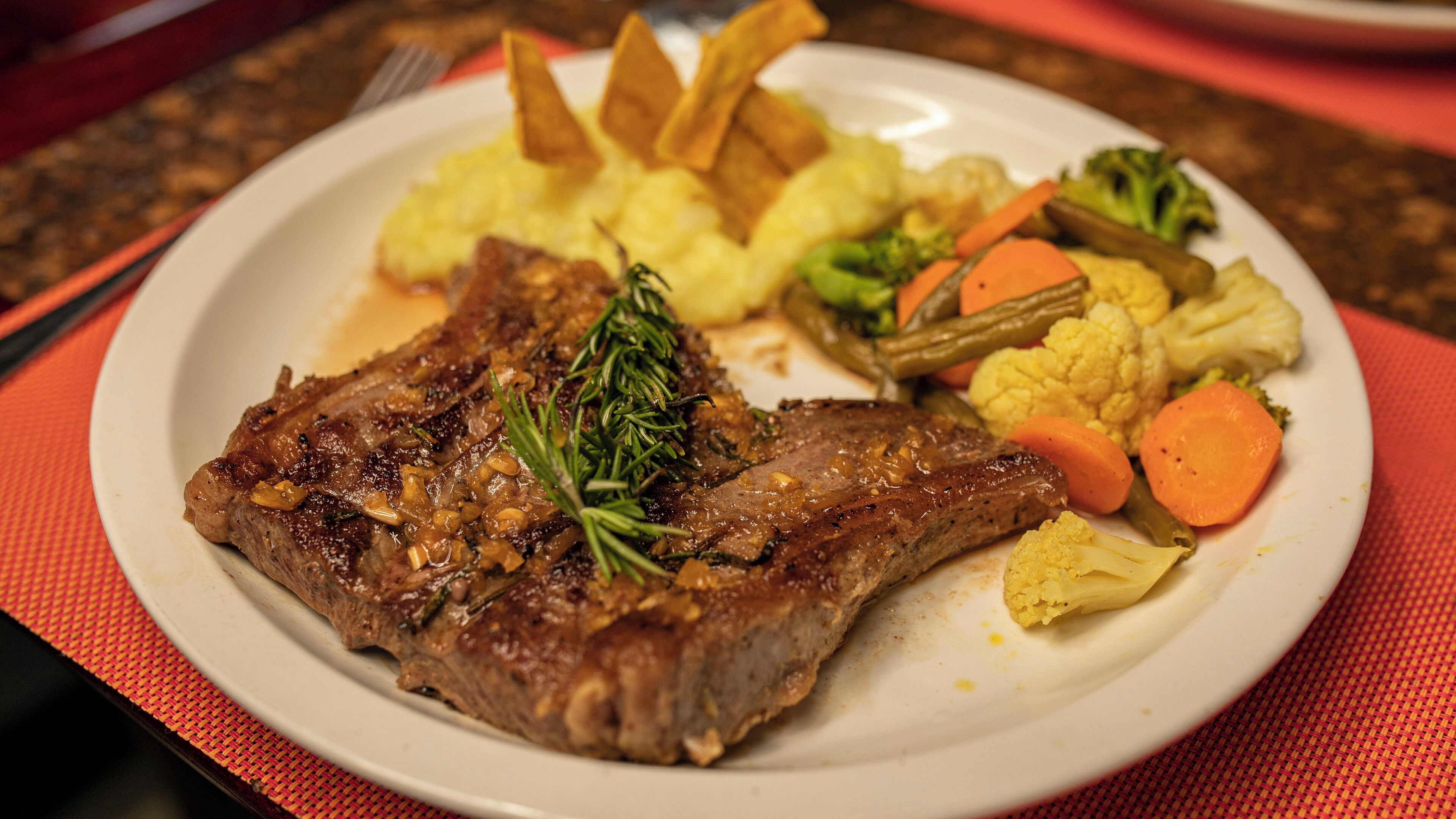 breakfast, lunch, dinner served; local cuisine, garden views