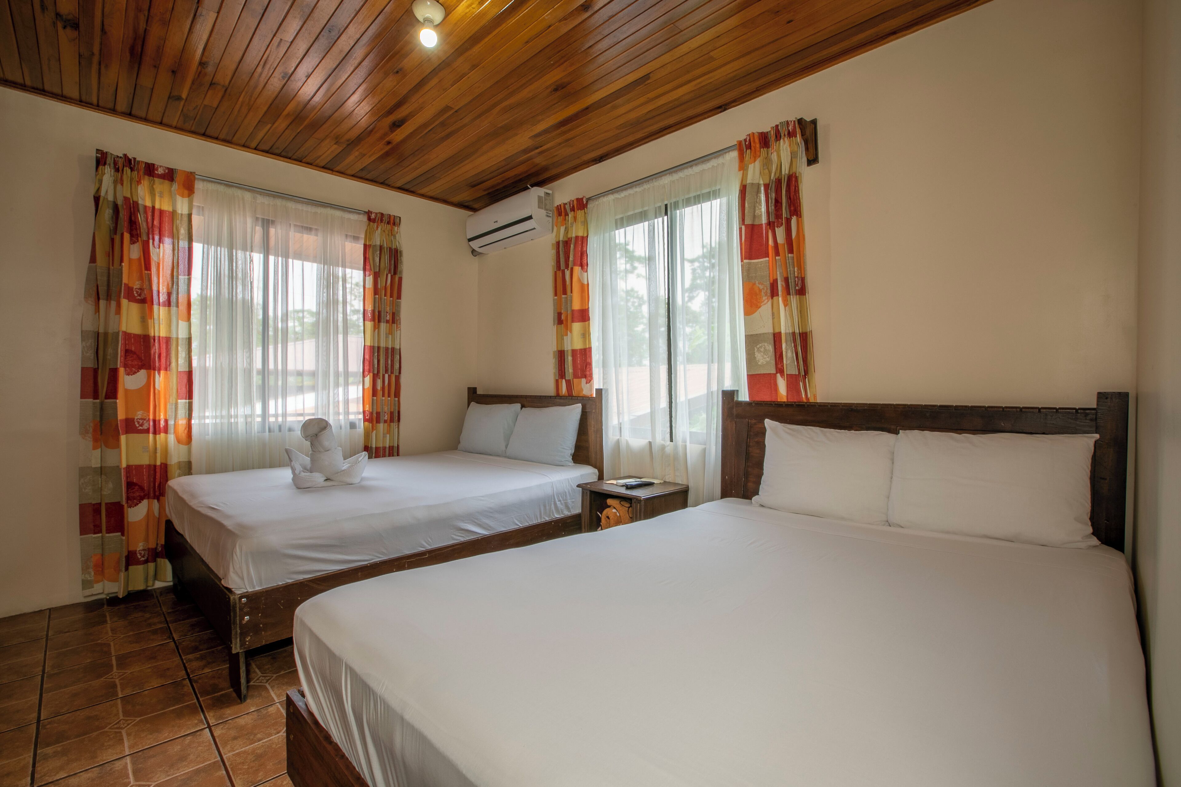family room | 1 bedroom, premium bedding, down duvets, pillow-top beds