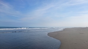 Antar-jemput ke pantai