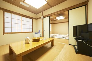 Japanese Room, Smoking | Desk, free WiFi