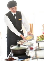 Daily buffet breakfast (JPY 550 per person)