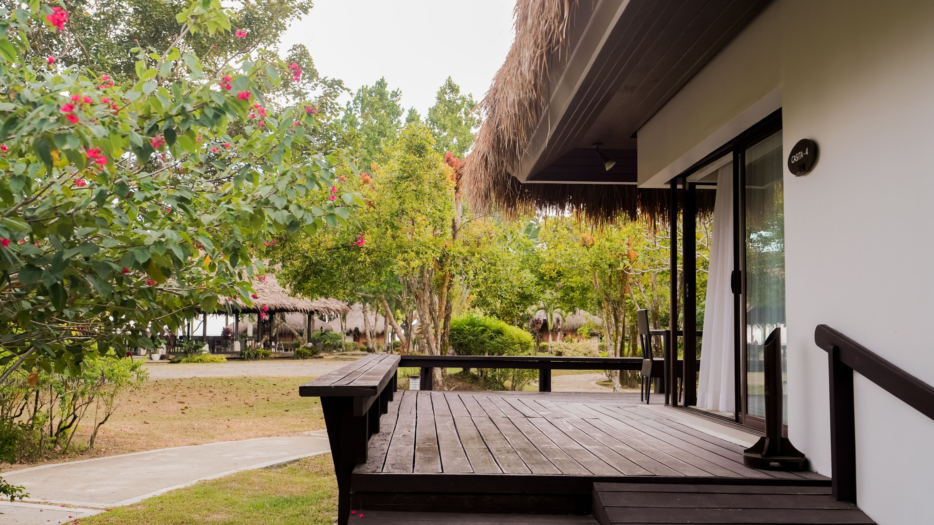 deluxe | individually decorated, individually furnished, soundproofing, free wifi