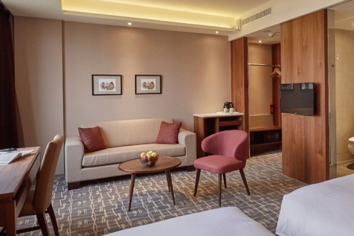 Deluxe kamer, 1 twee- of 2 eenpersoonsbedden | Een laptopwerkplek, verduisterende gordijnen, gratis wifi, beddengoed
