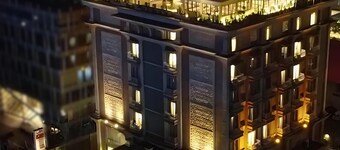The Grantage Hotel & Sky Lounge