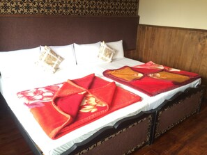 Desk, iron/ironing board, free WiFi