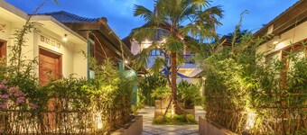 Solo Villas and Retreat