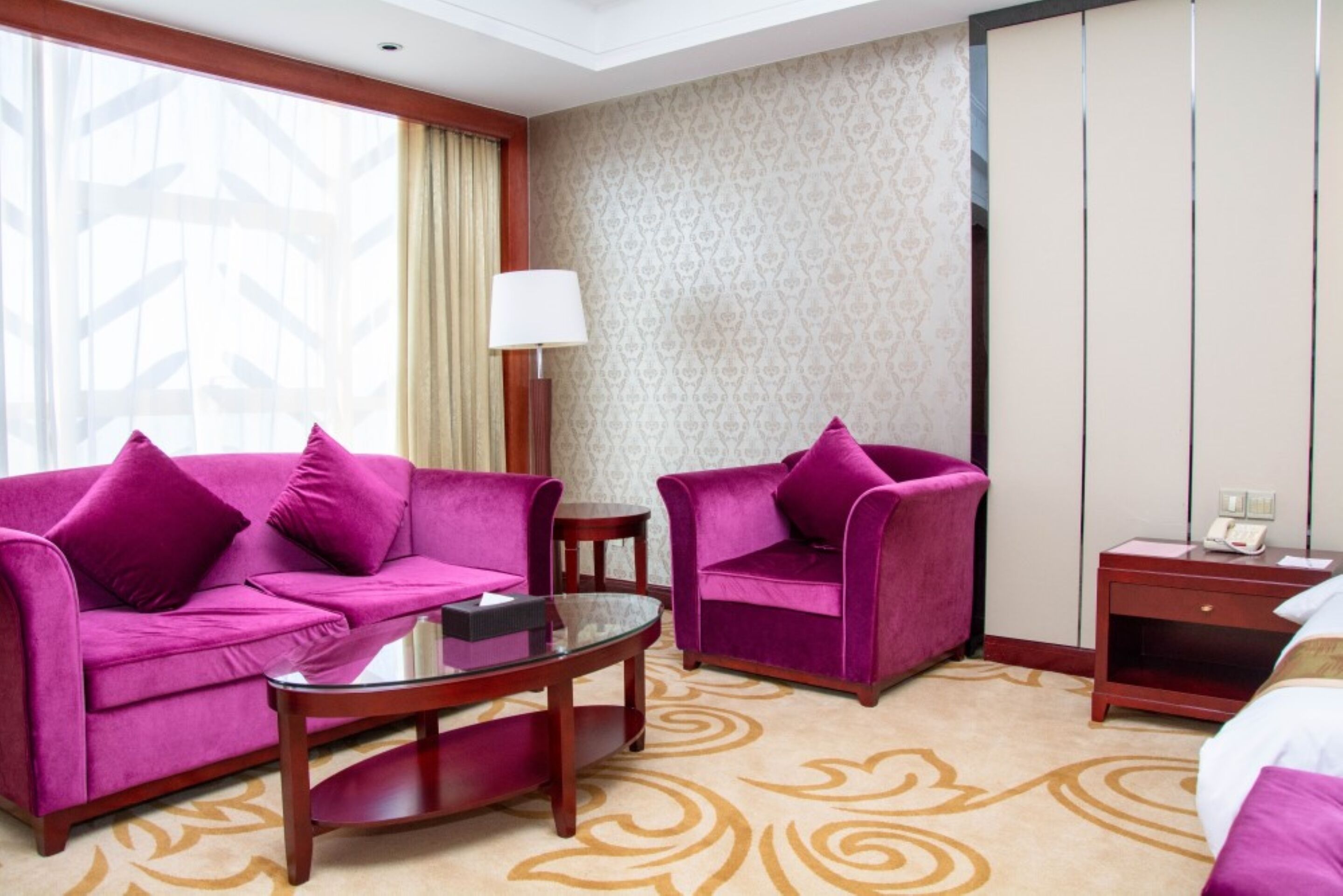 deluxe suite | minibar, in-room safe, desk, iron/ironing board